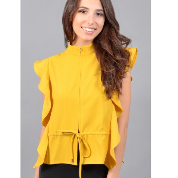 Gracia Jackets & Blazers - Gracia yellow zipper vest Size L